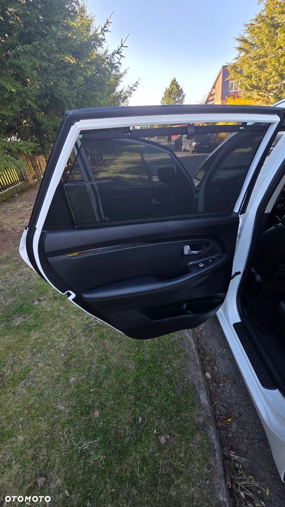 Kia Carens 1.7 CRDi Spirit - 31