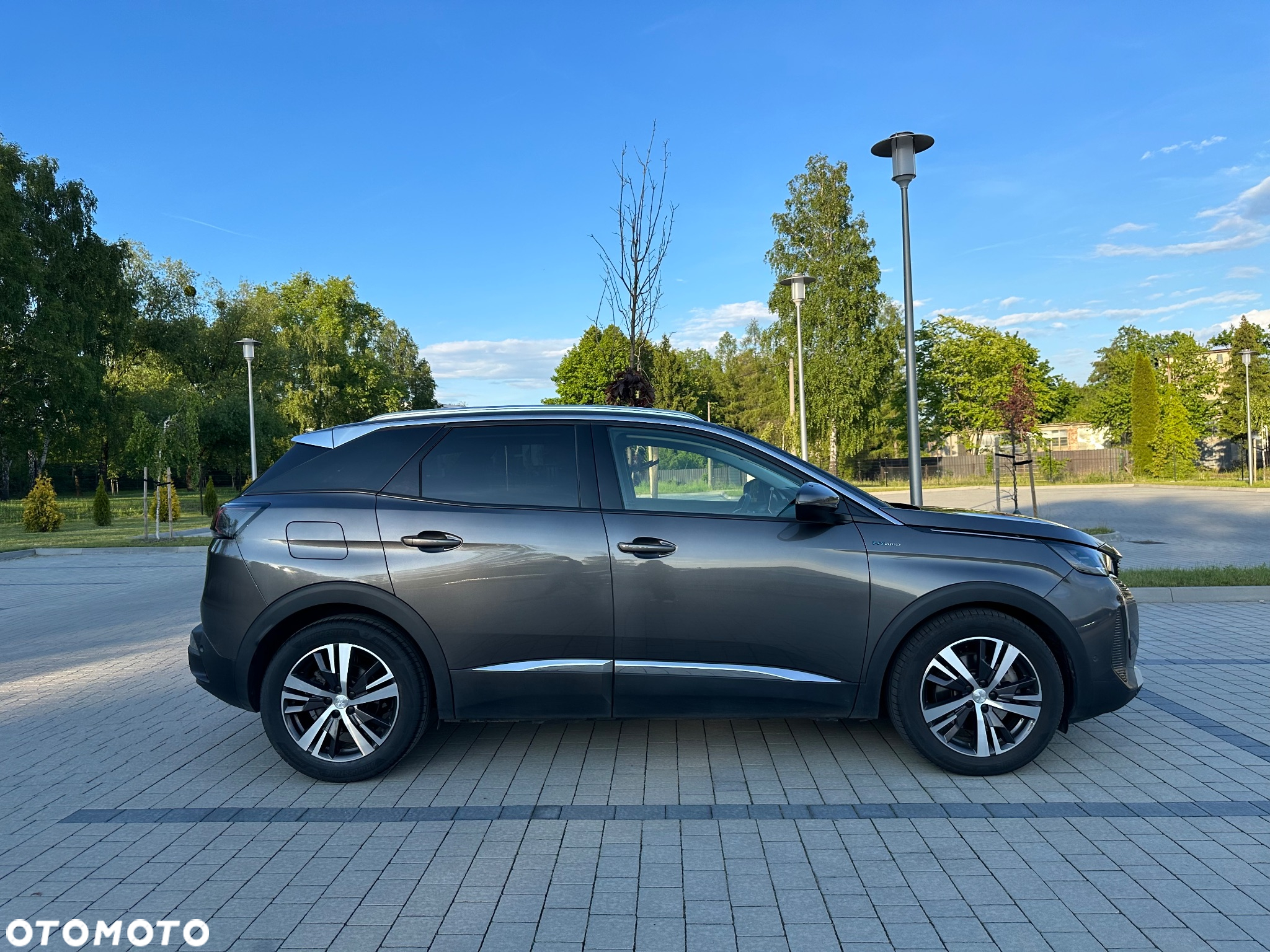 Peugeot 3008 Plug-In Hybrid 225 e-EAT8 Allure Pack - 4