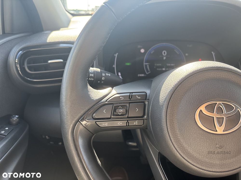 Toyota Yaris Hybrid 1.5 Style - 21