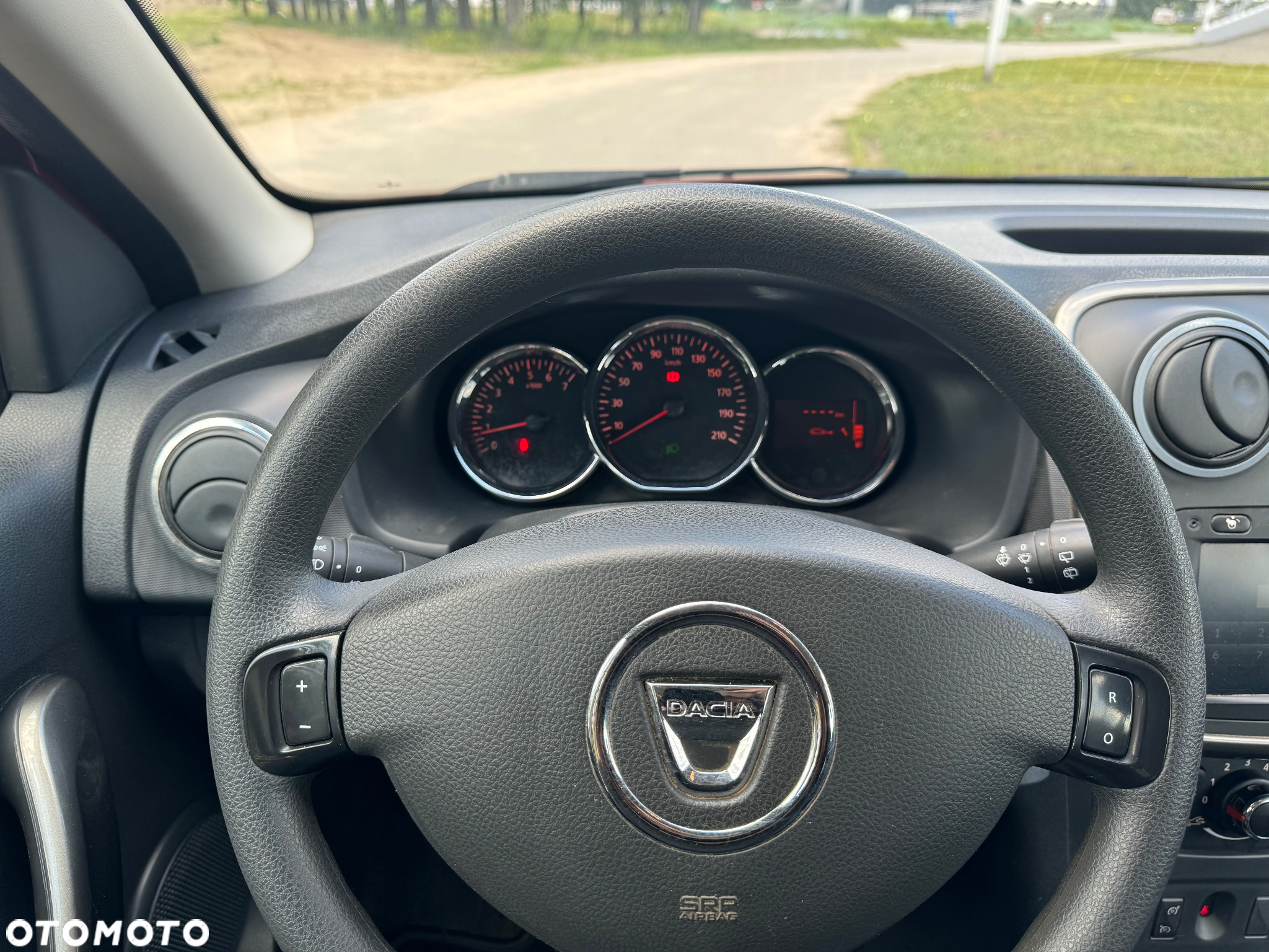 Dacia Sandero TCe 90 Celebration - 10