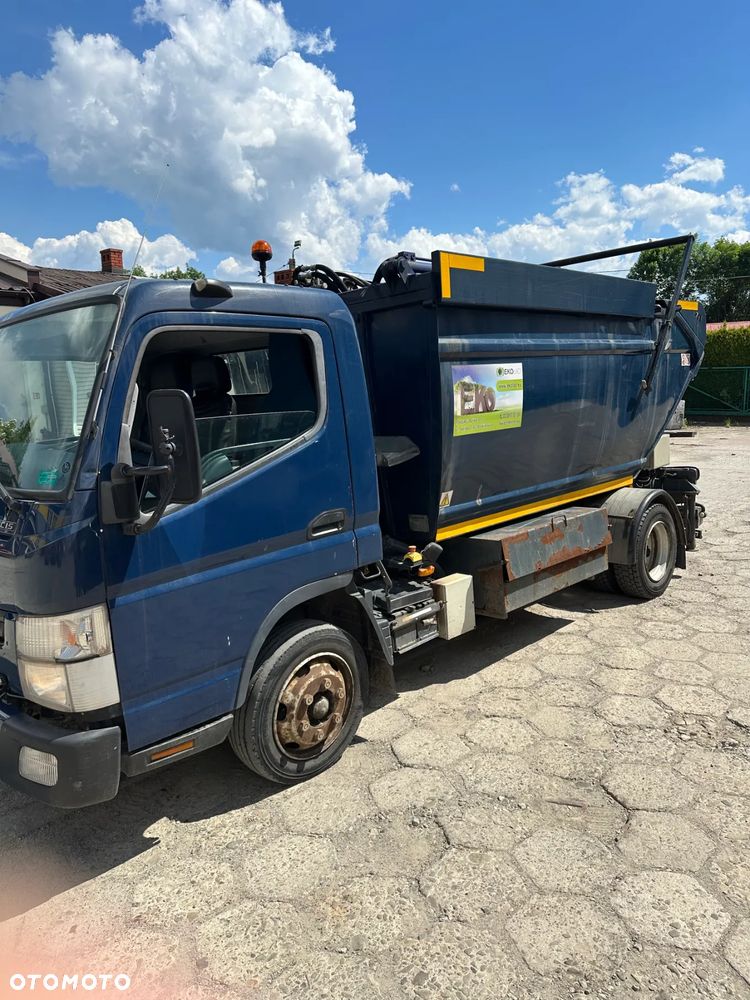 Mitsubishi CANTER - 2