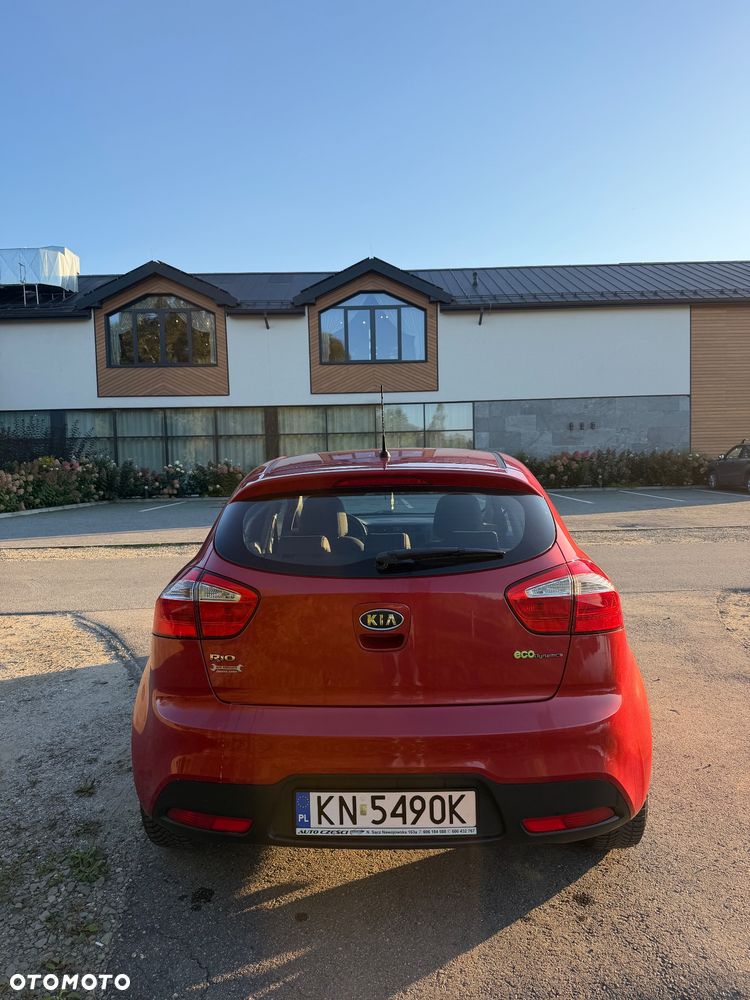 Kia Rio 2012 photo 4