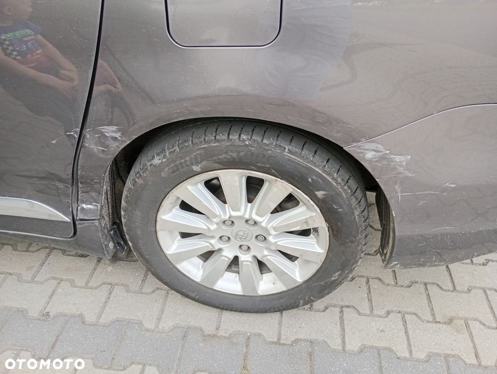 Toyota Sienna - 8