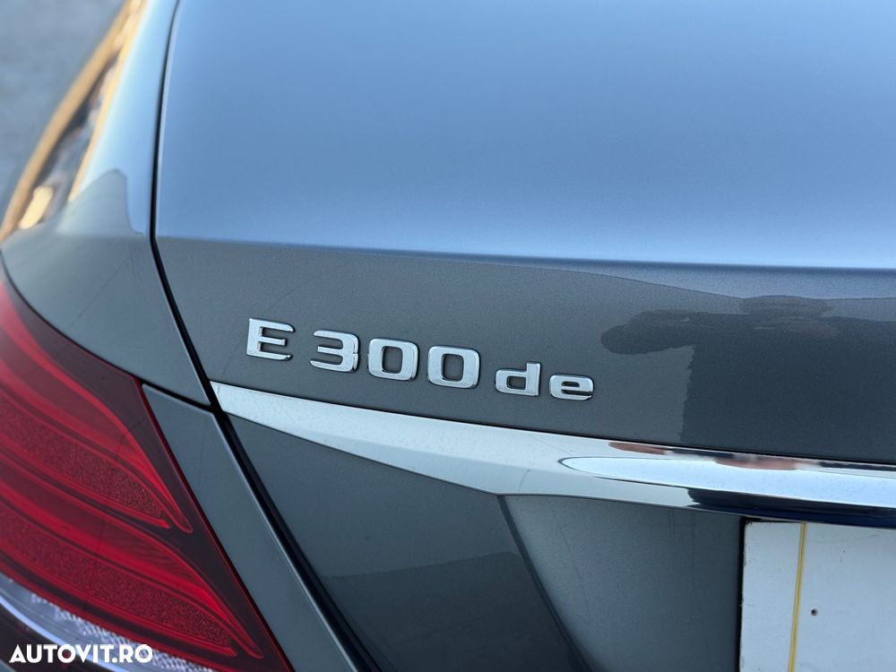 Mercedes-Benz E 300 9G-TRONIC AMG Line - 20