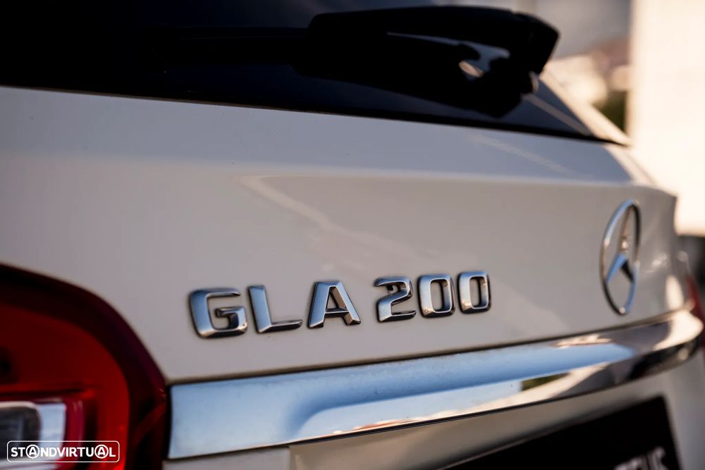 Mercedes-Benz GLA 200 (CDI) d 4Matic 7G-DCT AMG Line - 3