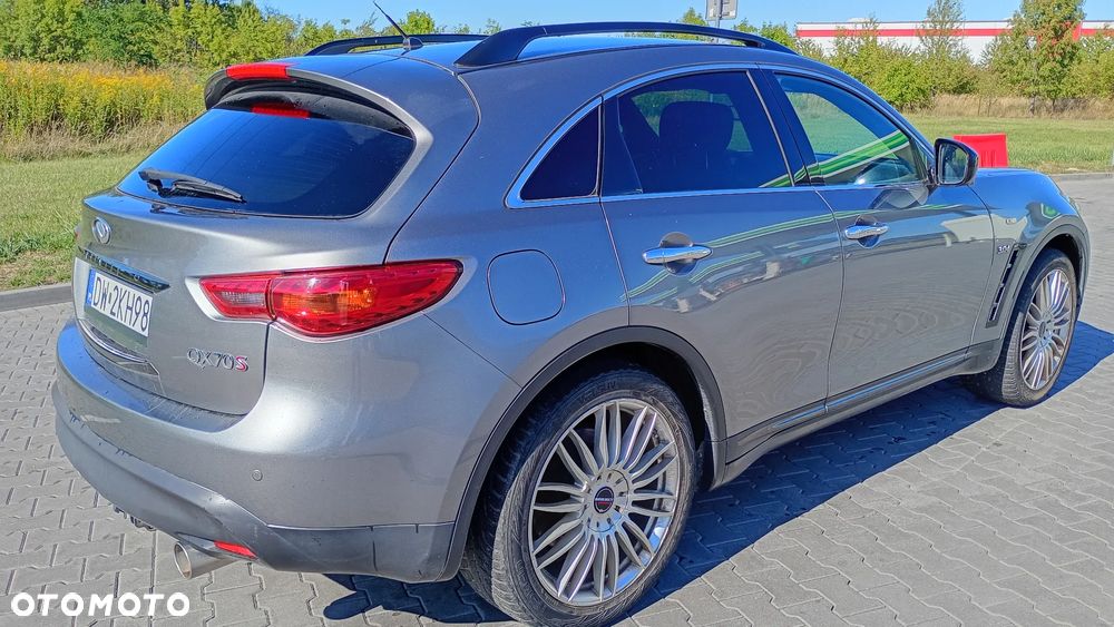 Infiniti QX70 3.0d AWD S Premium - 4