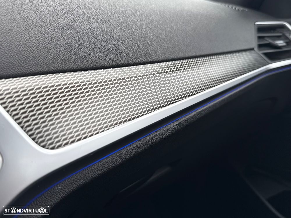 BMW 320 d Pack M Auto - 33