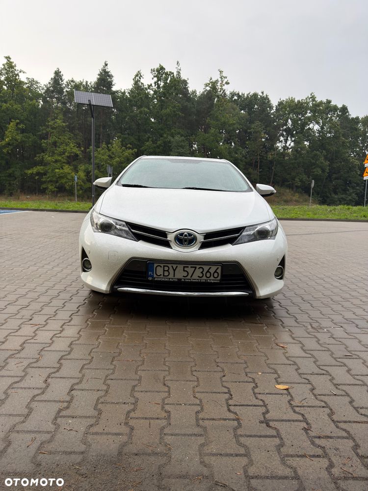 Toyota Auris 1.8 HSD Luna - 1