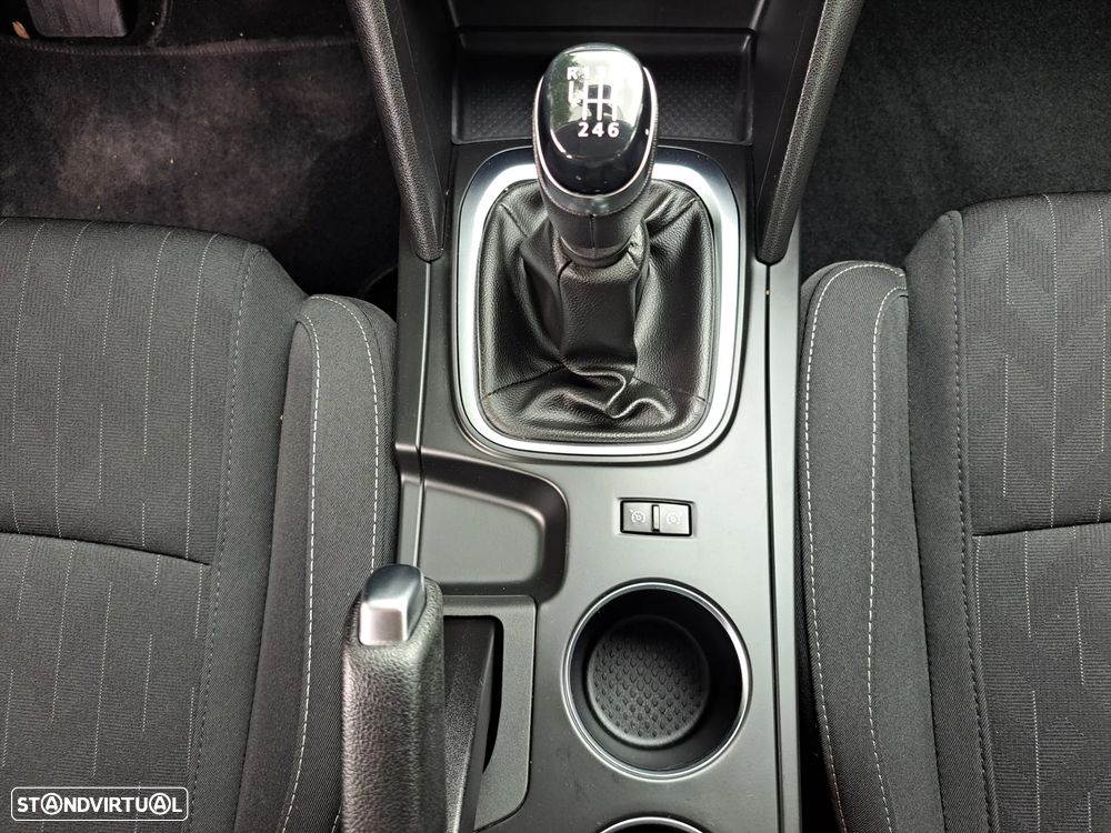 Renault Mégane TCe 140 GPF LIMITED - 26
