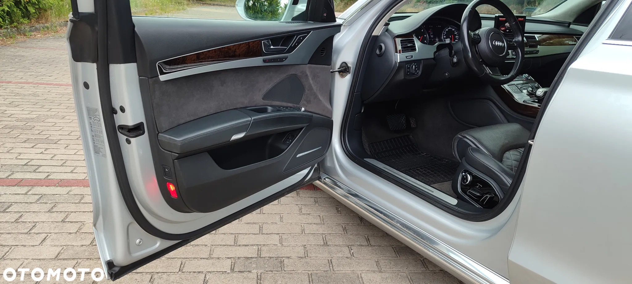 Audi A8 4.2 TDI Quattro - 11