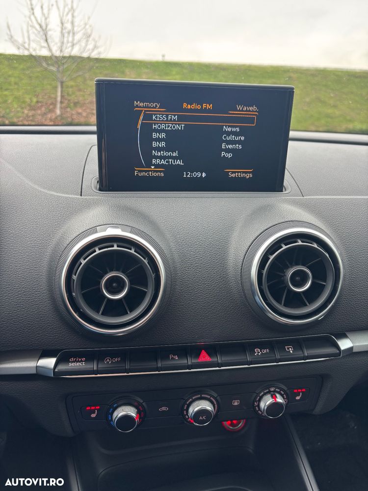 Audi A3 1.6 TDI clean Stronic Ambiente - 14