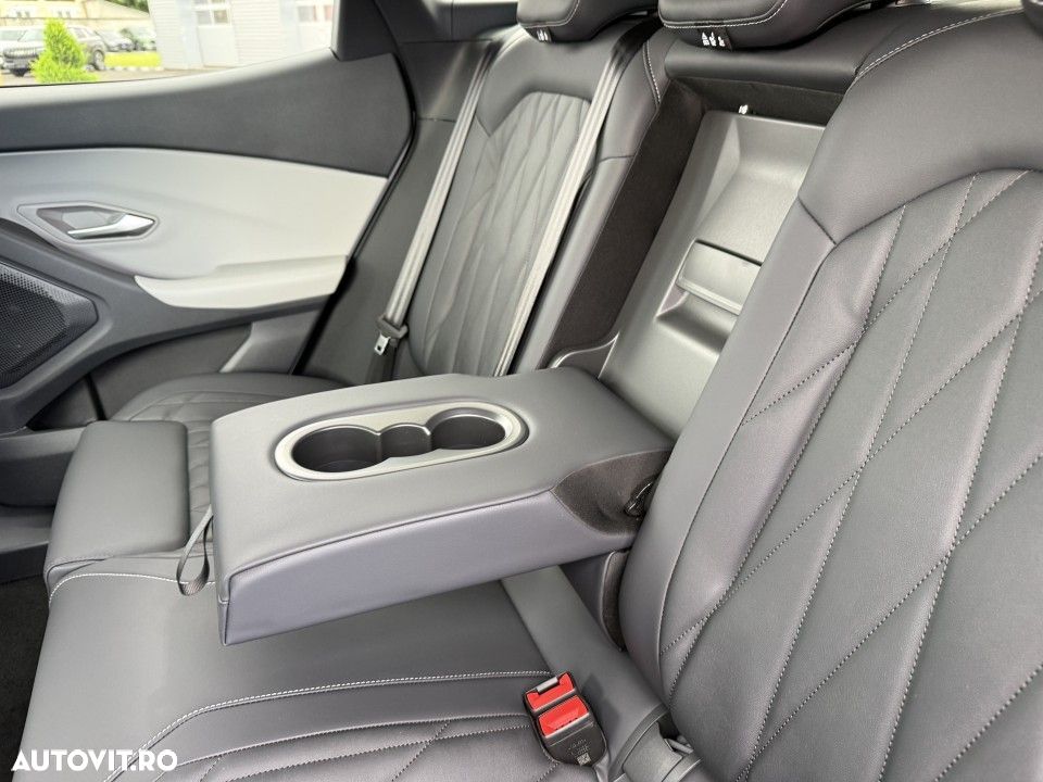 Ford Explorer - 20