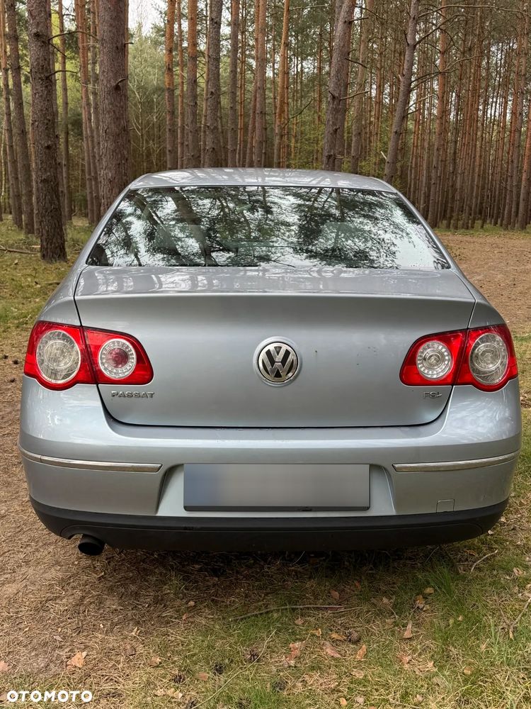 Volkswagen Passat 1.6 FSI Automatik Comfortline - 6