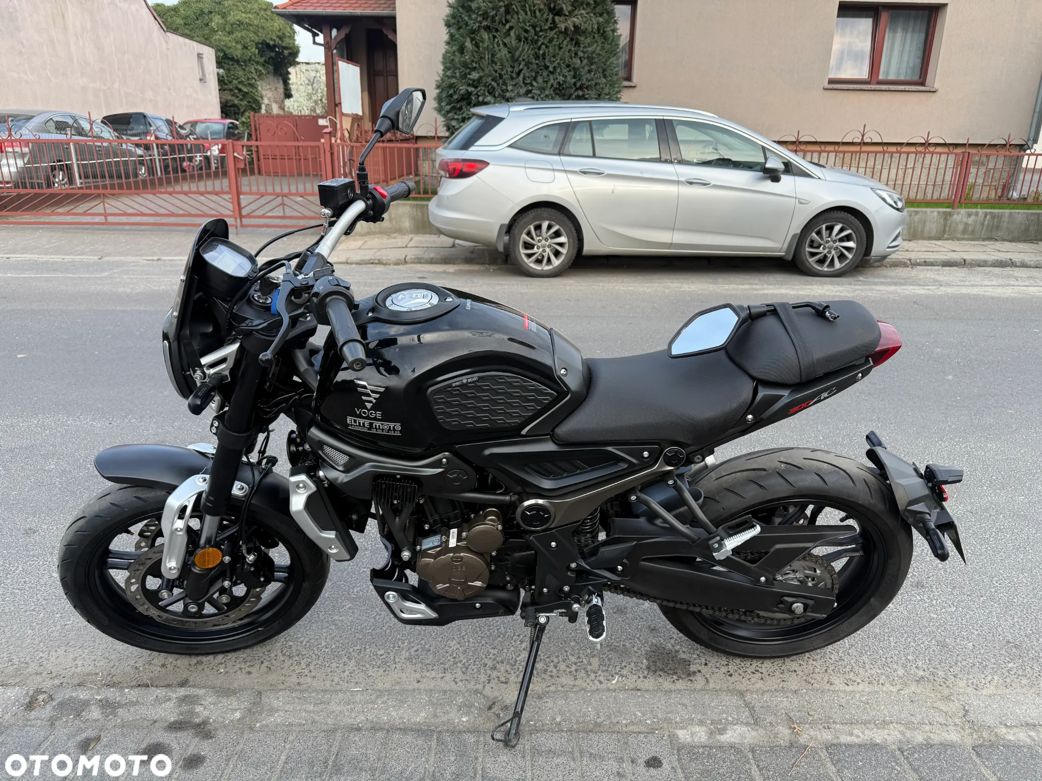 VOGE 300AC - 5