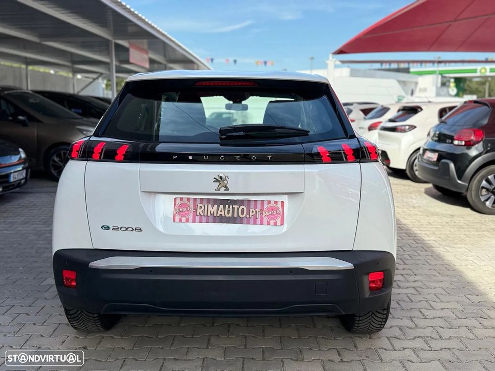 Peugeot e-2008 50 kWh Active Pack - 3