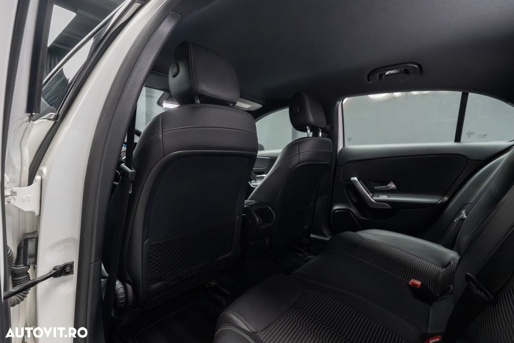 Mercedes-Benz A 220 - 27