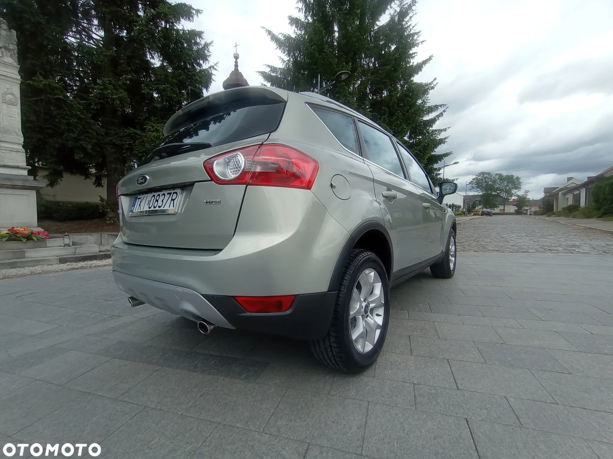 Ford Kuga 2.0 TDCi 4x4 Titanium - 12