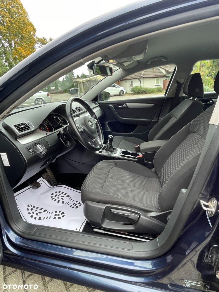 Volkswagen Passat Variant 1.6 TDI BlueMotion - 18