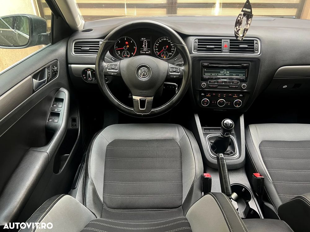 Volkswagen Jetta 1.6 TDI CR DPF Highline - 21