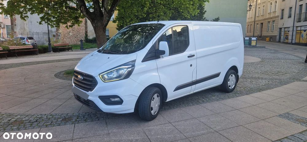 Ford Transit Custom - 8