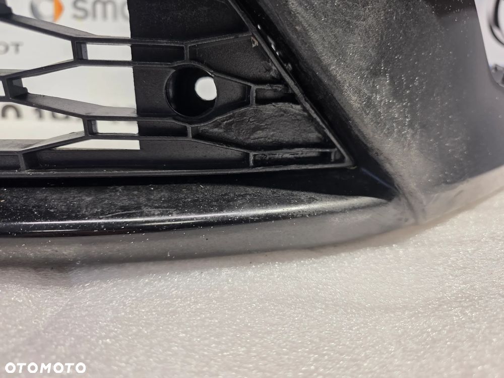 SEAT LEON 3 III 5F0 12- FR ZDERZAK PRZEDNI PRZÓD NA SPRYSKI + 4xPDC ORAZ KRATKA ŚRODKOWA NR 5F0807221M + 5F0853667A NR AUKCJI NZ2266 - 24