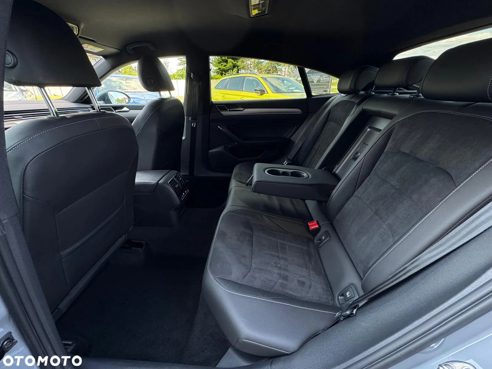 Volkswagen Arteon 2.0 TSI R-Line DSG - 23