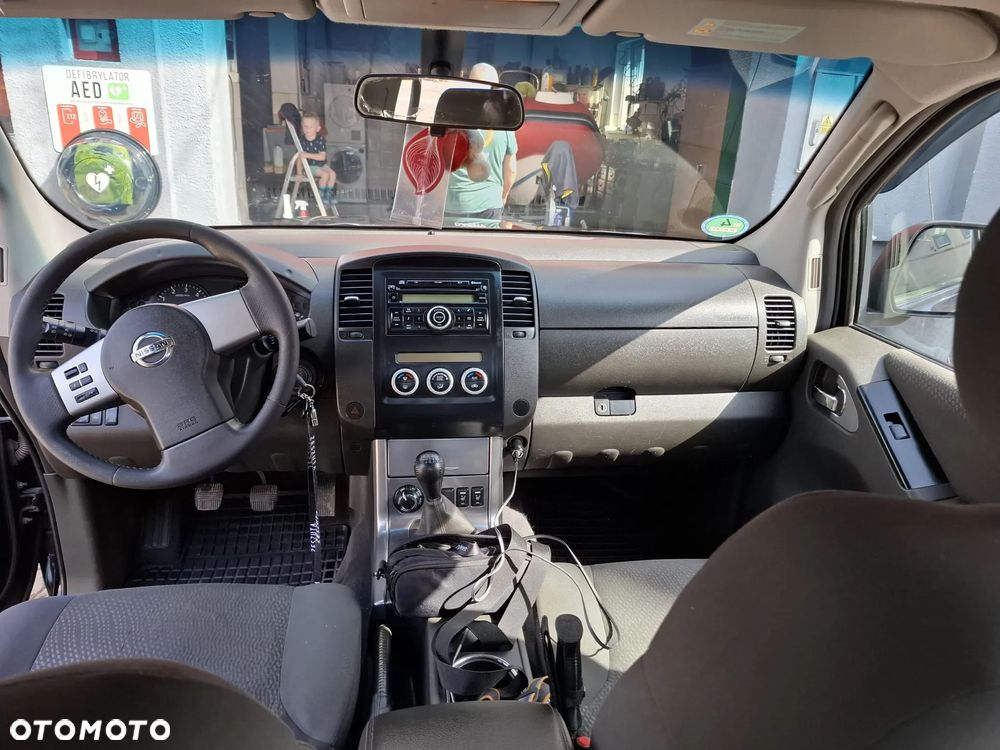 Nissan Navara 2.5 D FE - 13