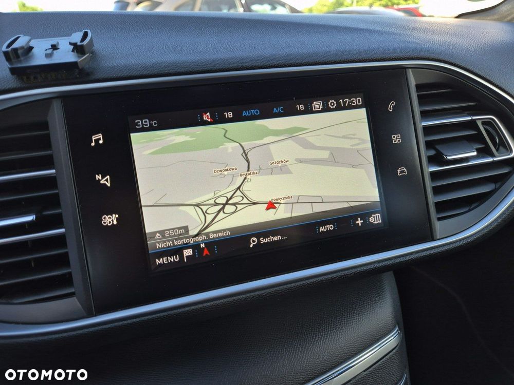 Peugeot 308 BlueHDi FAP 180 EAT8 Stop & Start GT - 19