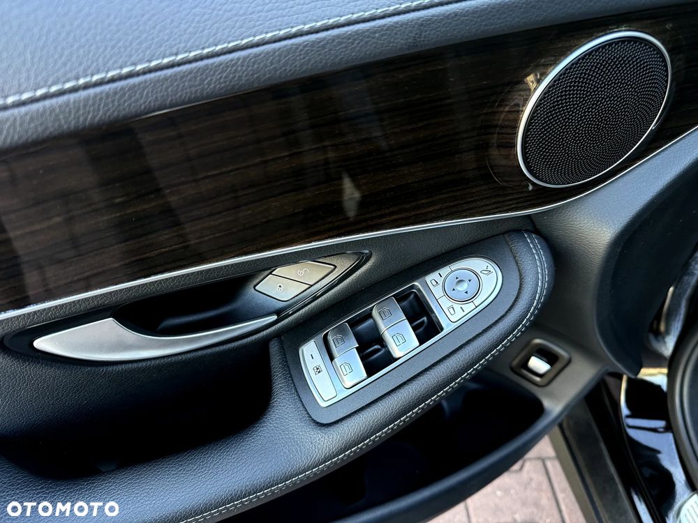 Mercedes-Benz GLC - 27