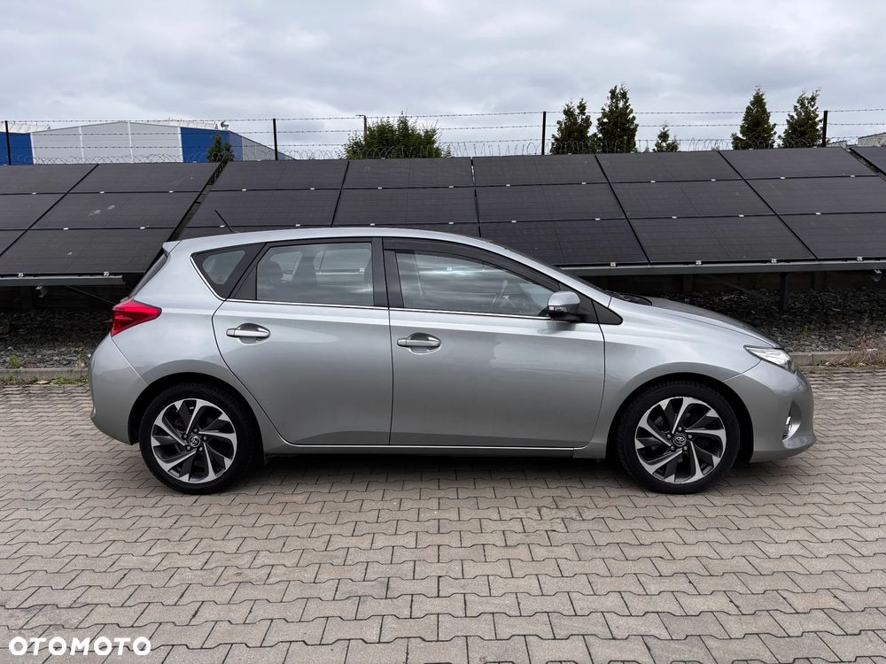 Toyota Auris 2.0 D-4D Comfort - 3