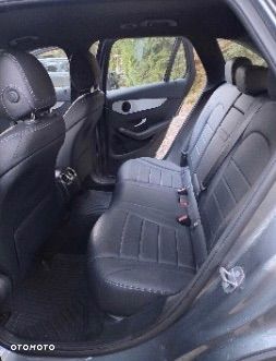 Mercedes-Benz GLC 250 4Matic 9G-TRONIC AMG Line - 13