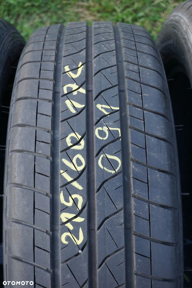 215 60 17C Bridgestone duravis 7mm - 4