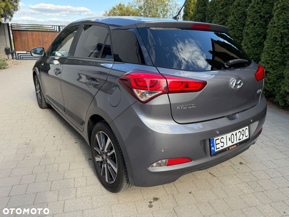 Hyundai i20 blue 1.2 Advantage - 5