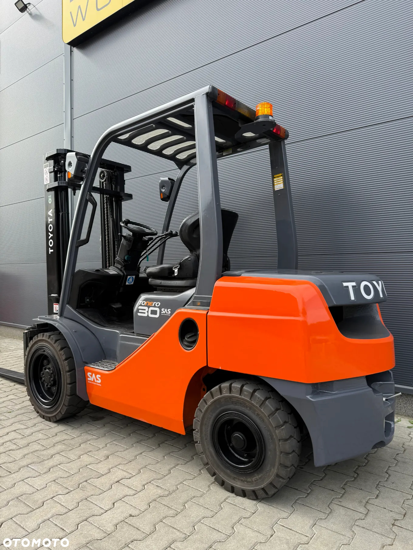 Toyota 02-8FDF30 - 5