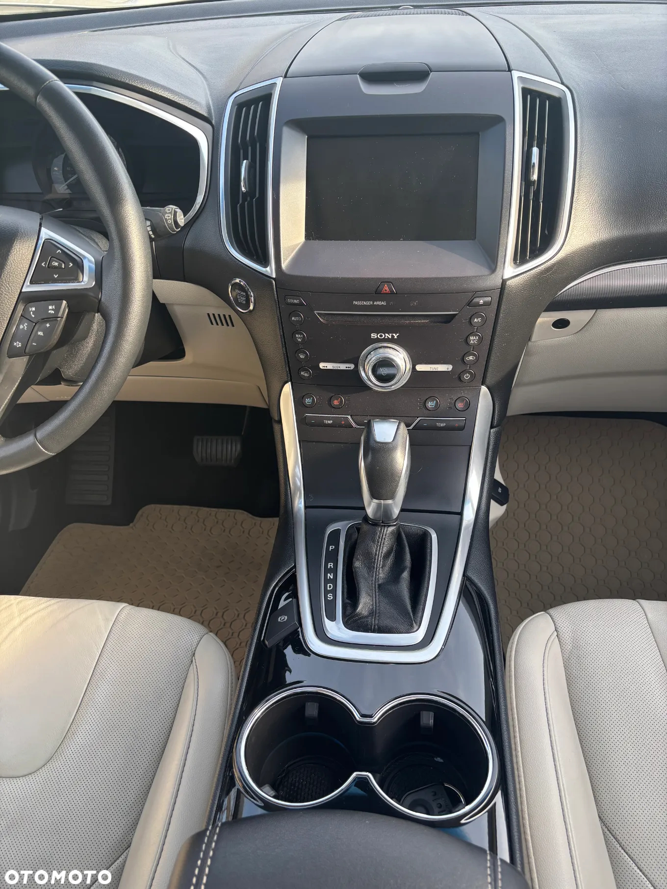 Ford Edge - 21