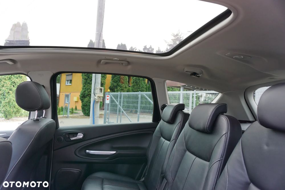 Ford S-Max 2.0 TDCi DPF Titanium - 14