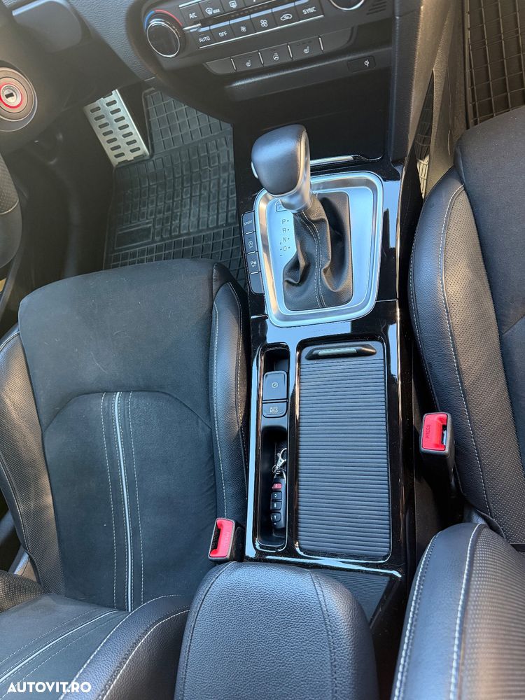 Kia Pro Ceed ProCeed 1.4 T-GDI 7DCT GT Line - 15