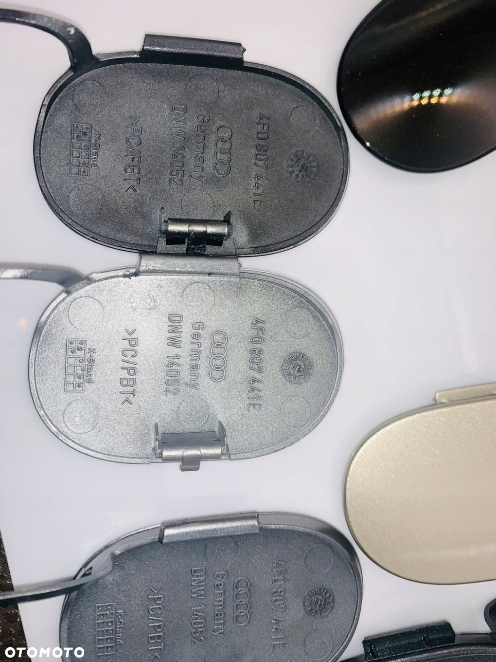 ZAŚLEPKA HAK / HOL PRZÓD A6 C6 S-LINE KOLORY 4F0807441E - 9