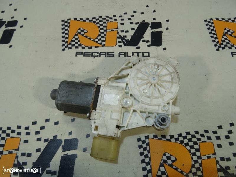 Motor Do Elevador De Vidro Frente Esquerdo Bmw 3 (E90)  0130822226 / 6 - 1
