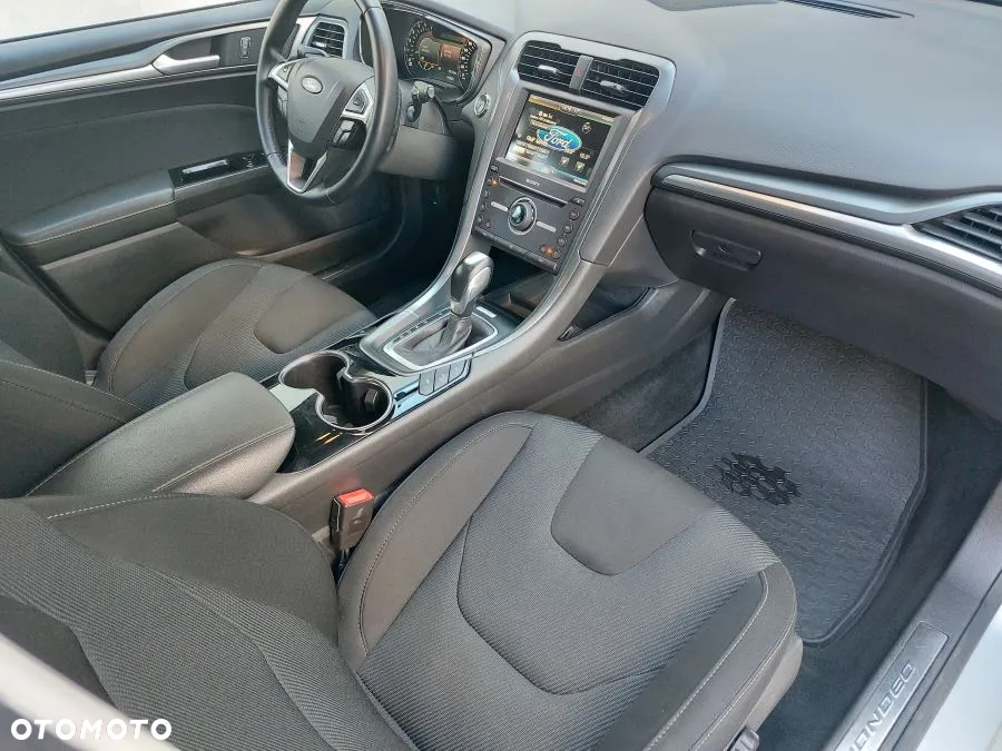 Ford Mondeo 2.0 TDCi Start-Stopp PowerShift-Aut ST-Line - 29