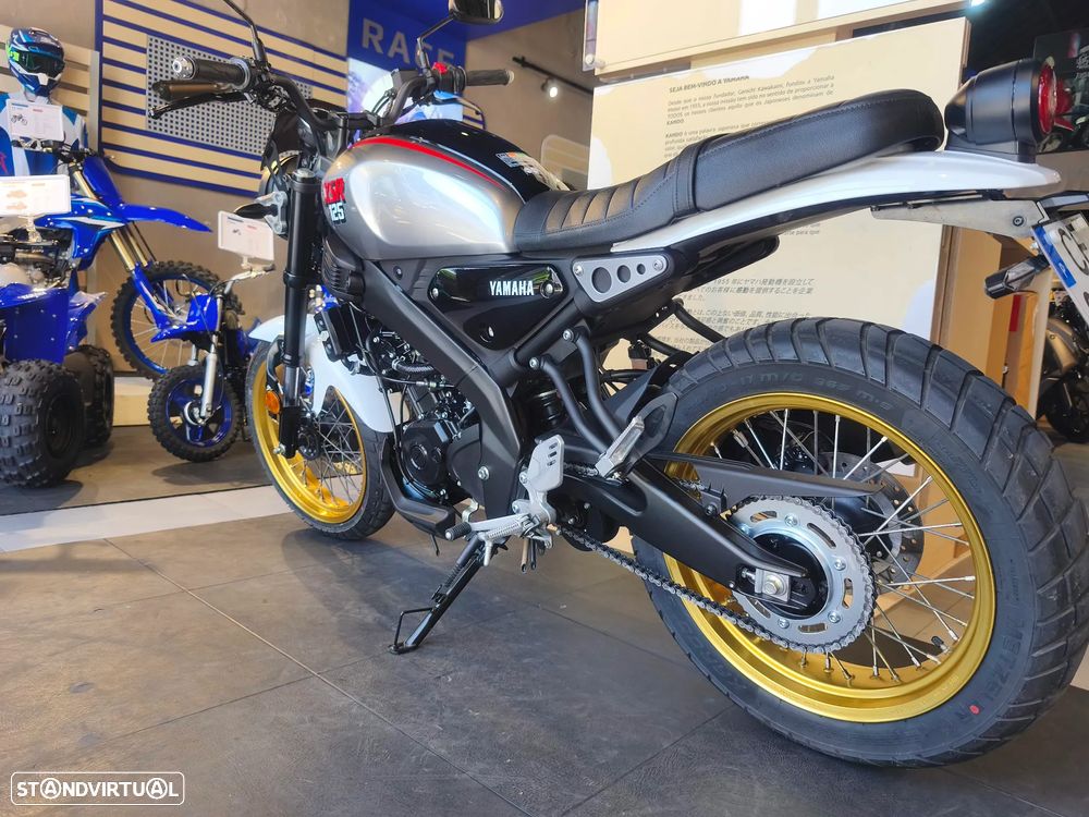Yamaha XSR 125 Legacy - 6