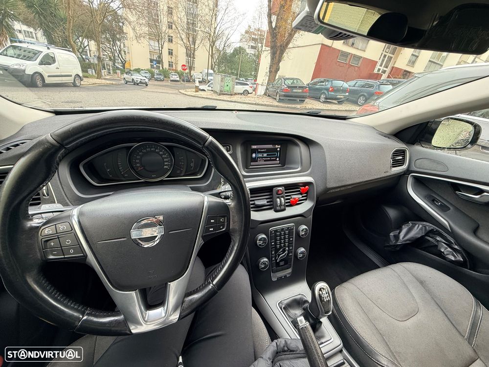 Volvo V40 Cross Country 2.0 D2 Summum - 10