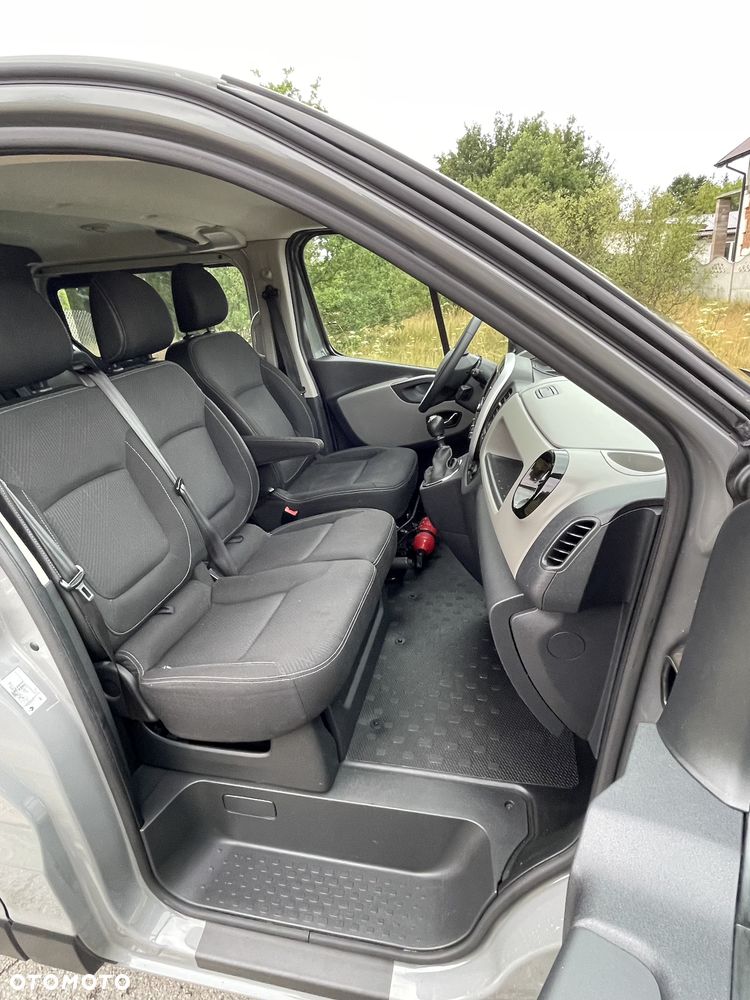 Renault Trafic - 26