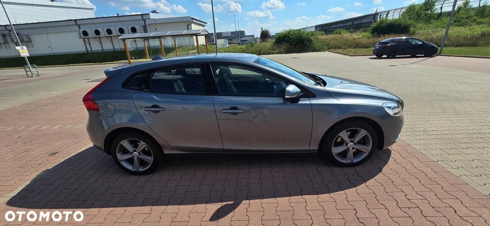 Volvo V40 T3 Drive-E Momentum - 7