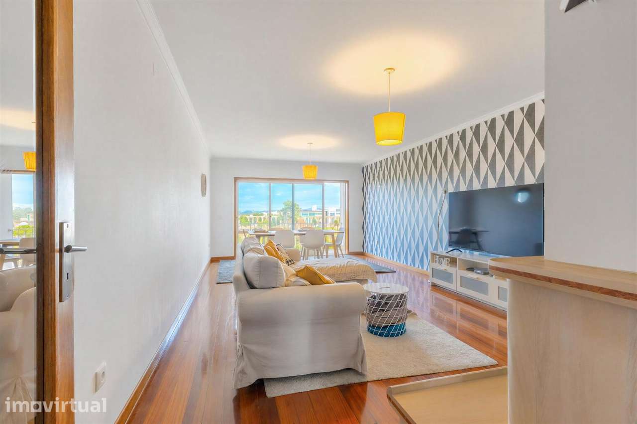 Apartamento T3 com 2 Frentes, Varandas em Vila do Conde - Grande imagem: 2/33