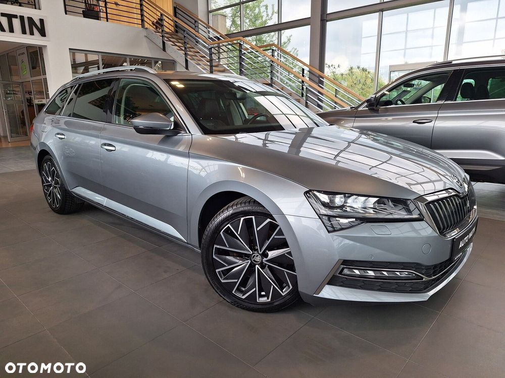 Skoda Superb 2.0 TDI SCR 4x4 L&K DSG - 9