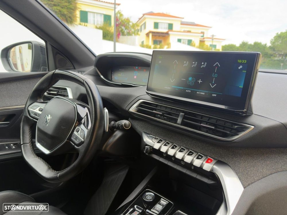 Peugeot 3008 1.6 Hybrid Allure Pack e-EAT8 - 8