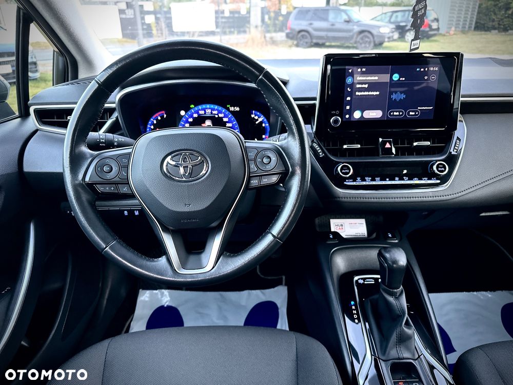 Toyota Corolla 1.8 Hybrid Comfort - 18