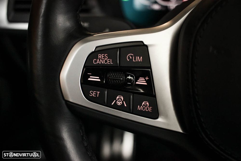 BMW iX3 M Sport Impressive - 21