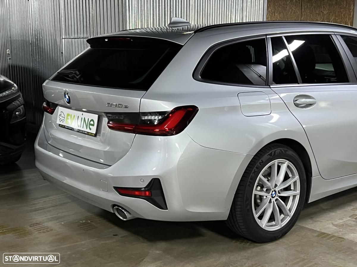 BMW 330 e Touring Corporate Edition Auto - 13